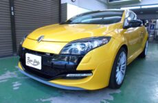 千葉のガラスコーティング専門店 リュウフラップの施工事例 東京都文京区　H様　ルノー メガーヌ